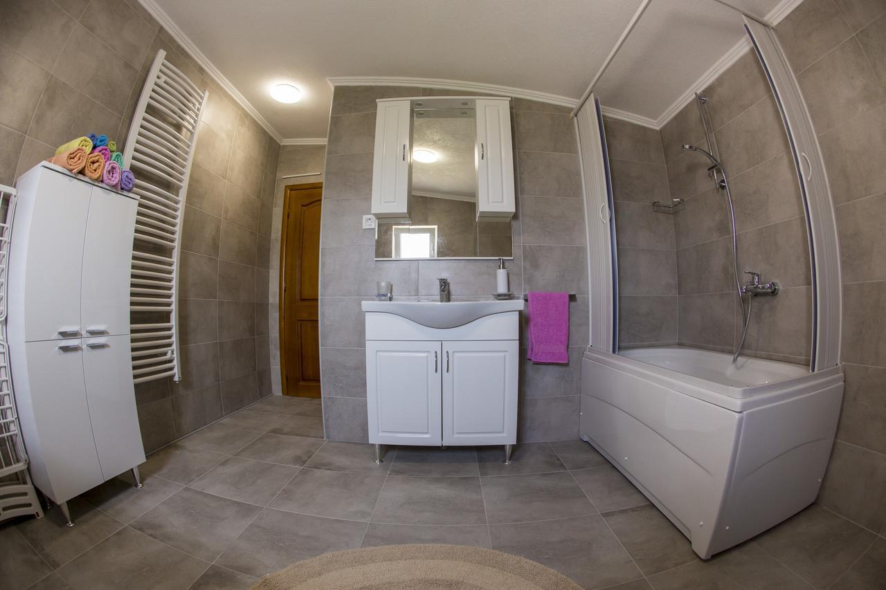 Lux Apartments Fabris Kotor Extérieur photo