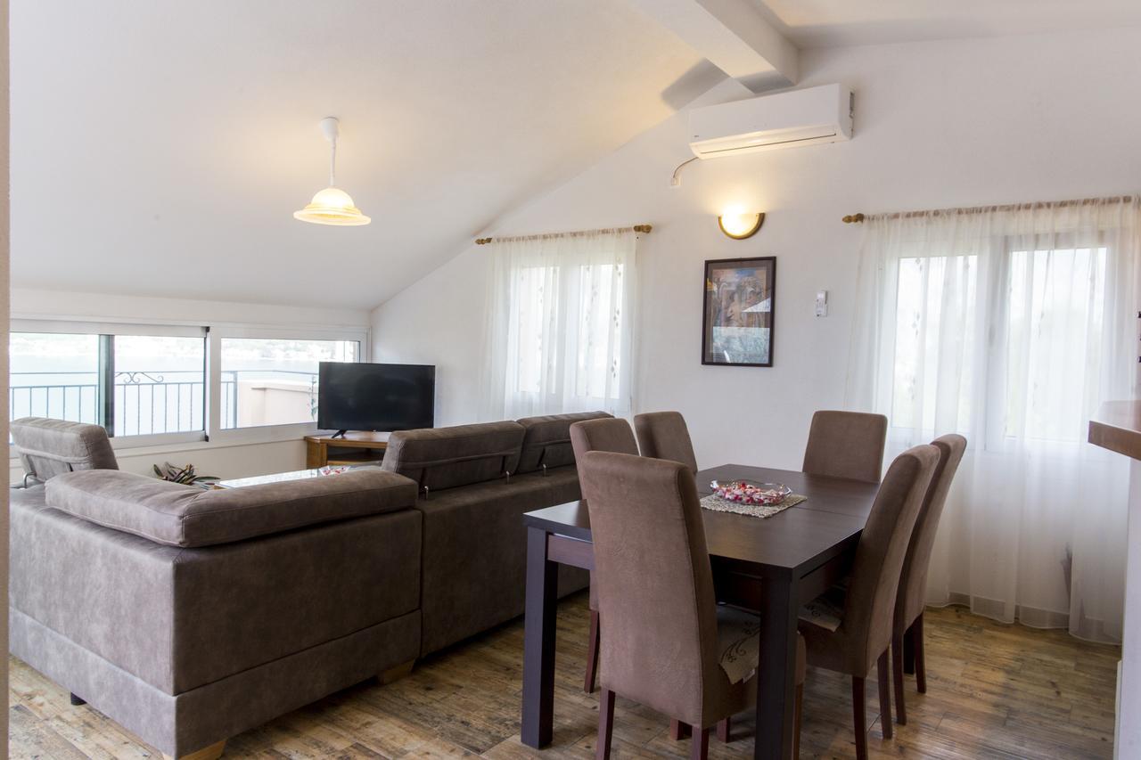 Lux Apartments Fabris Kotor Extérieur photo