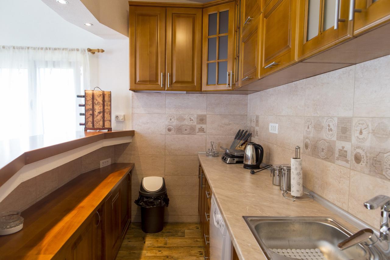 Lux Apartments Fabris Kotor Extérieur photo