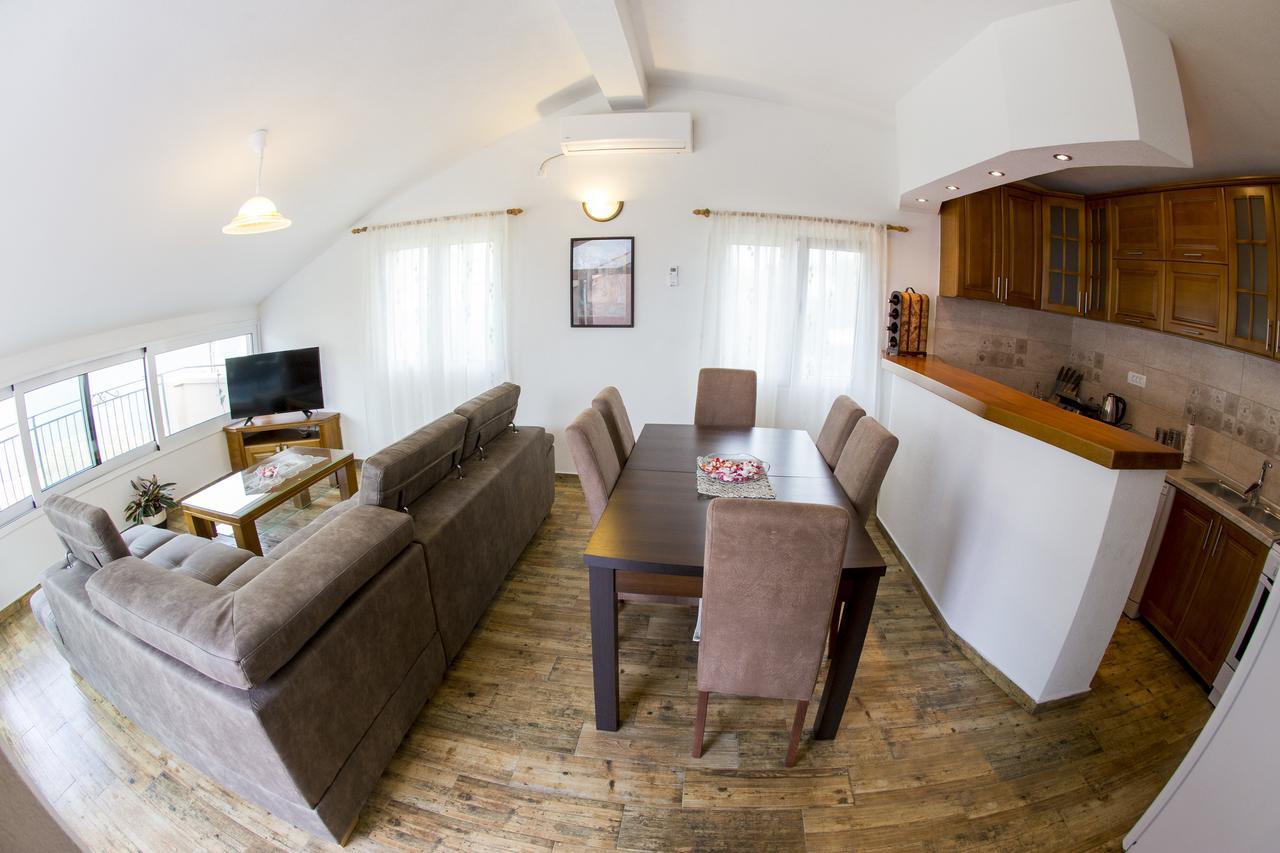 Lux Apartments Fabris Kotor Extérieur photo