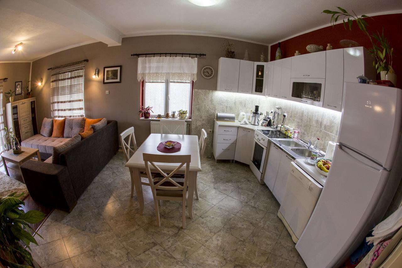 Lux Apartments Fabris Kotor Extérieur photo